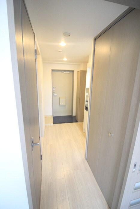 物件内観写真21　(廊下)