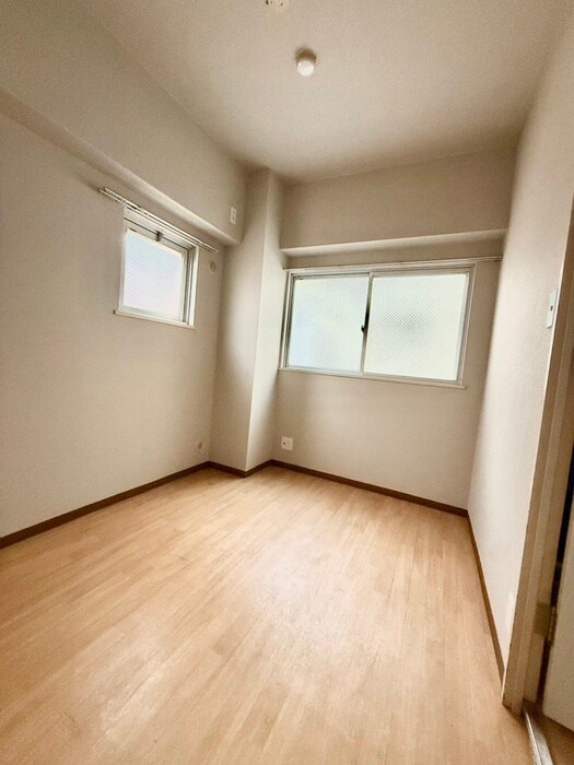 物件内観写真11　(居室)