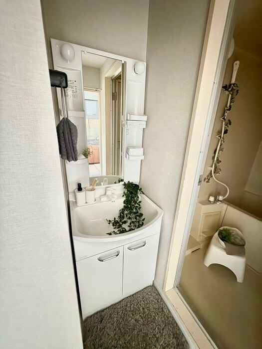 物件内観写真16　(洗面)