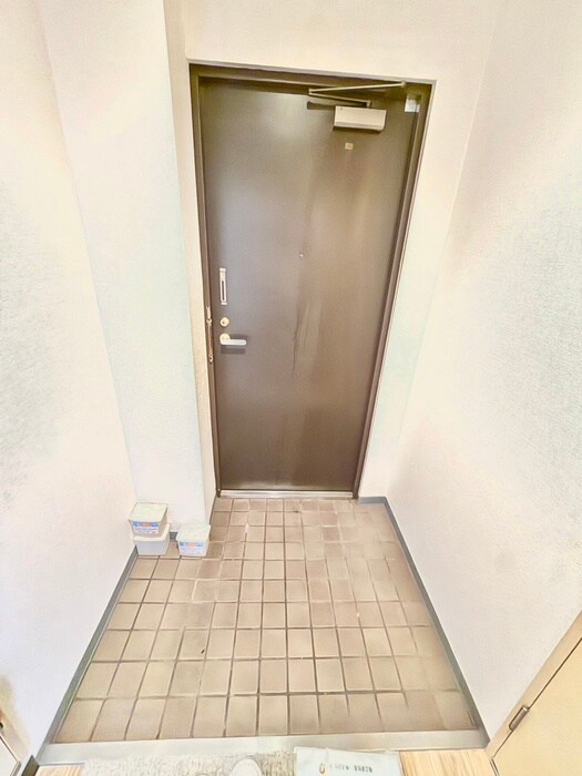 物件内観写真19　(玄関)