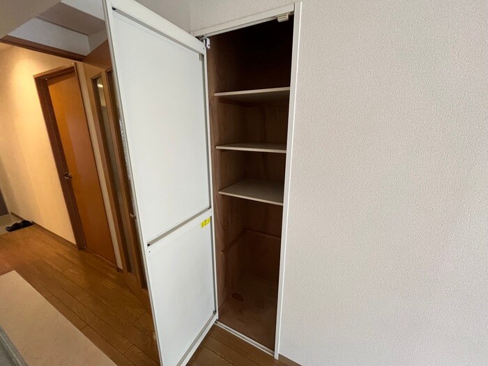 物件内観写真17　(収納)