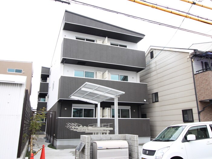 物件外観写真1　(外観写真)