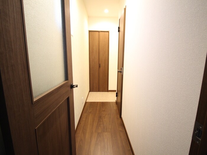 物件内観写真21　(廊下)