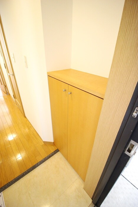 物件内観写真15　(靴箱)