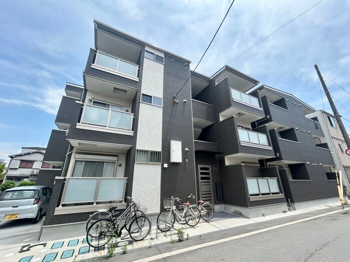 物件外観写真1　(外観写真)