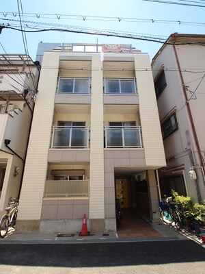 ＣＯＭＭＯＮＳ外観写真
