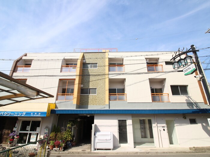 物件外観写真2　(外観写真)