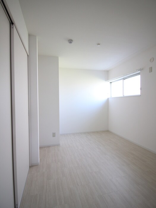 物件内観写真21　(居室)