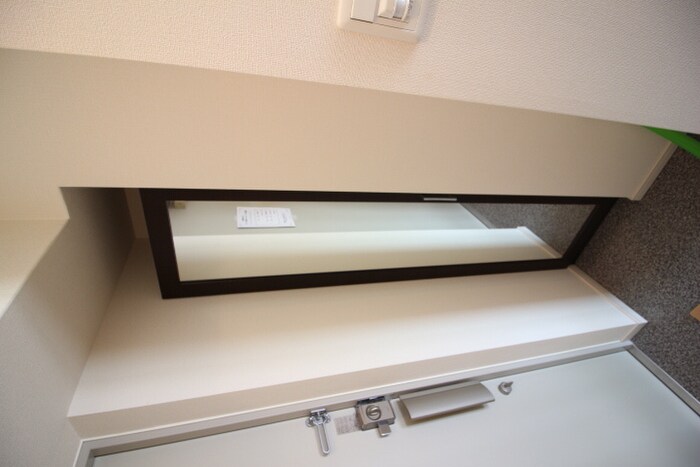 物件内観写真10　(靴箱)