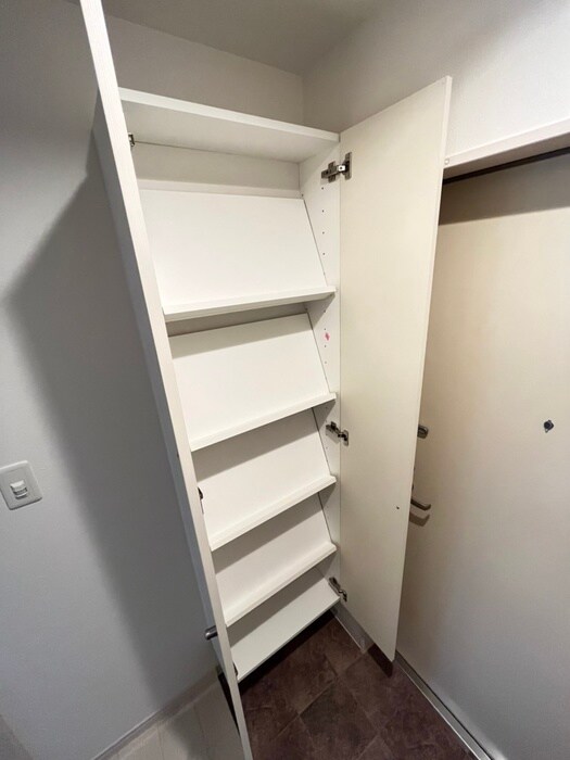 物件内観写真17　(靴箱)