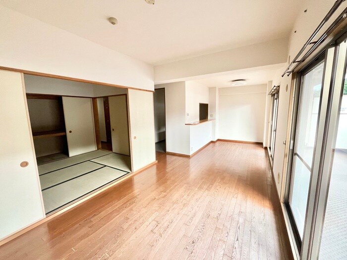 物件内観写真7　(居室)