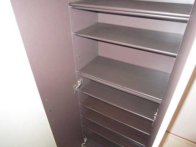 物件内観写真16　(靴箱)