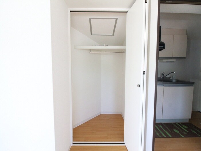 物件内観写真13　(収納)