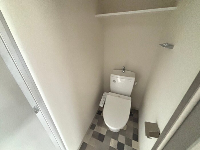 物件内観写真13　(トイレ)