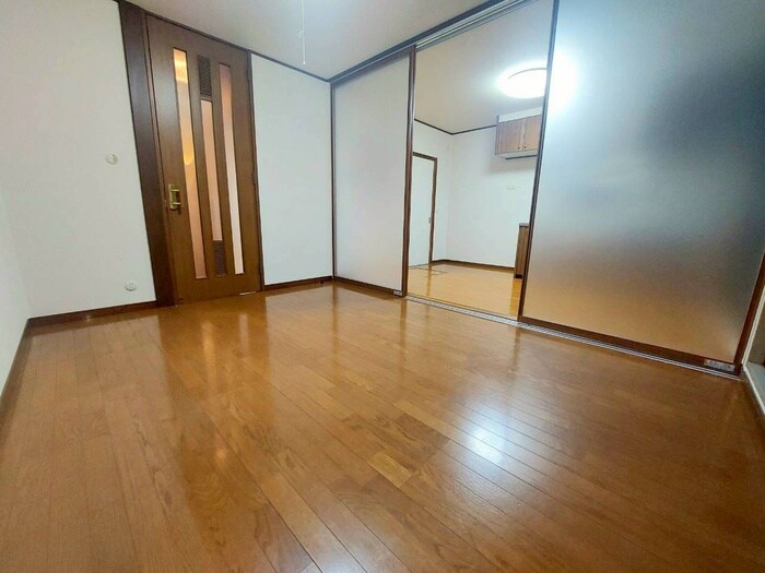 物件内観写真21　(居室)