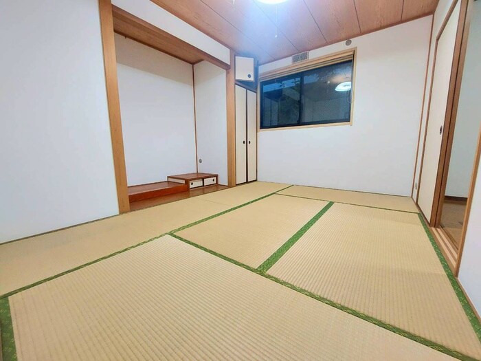 物件内観写真22　(居室)