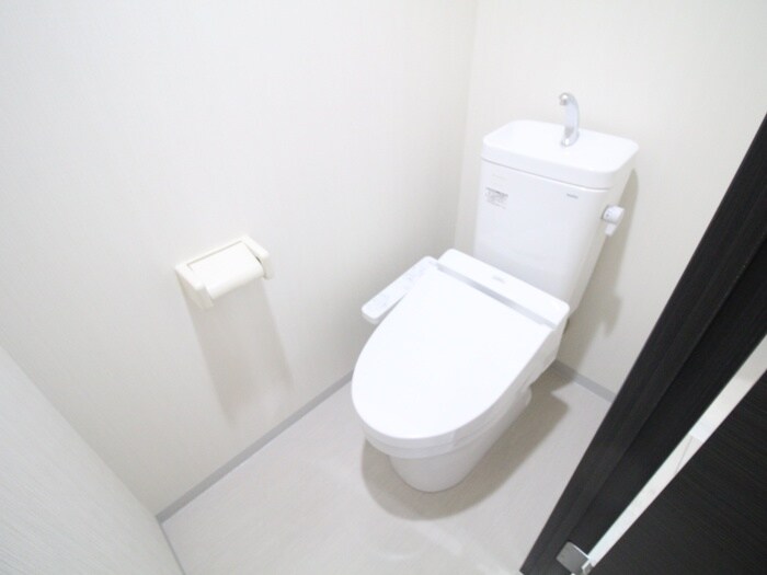 物件内観写真15　(トイレ)