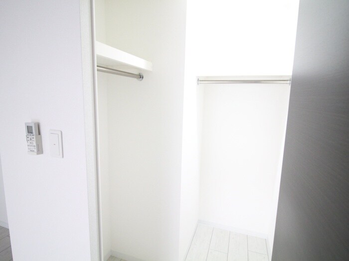 物件内観写真16　(収納)