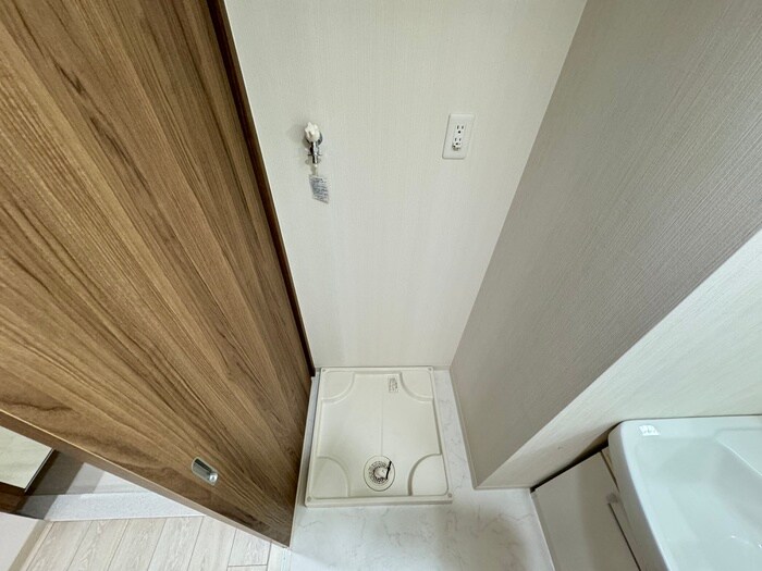 物件内観写真18　(洗濯機置場)
