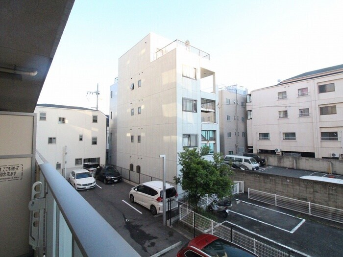 物件内観写真22　(室内からの展望)