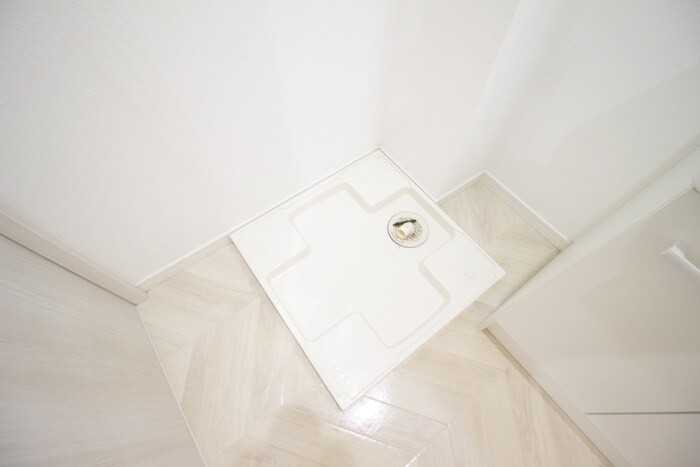 物件内観写真11　(洗濯機置場)