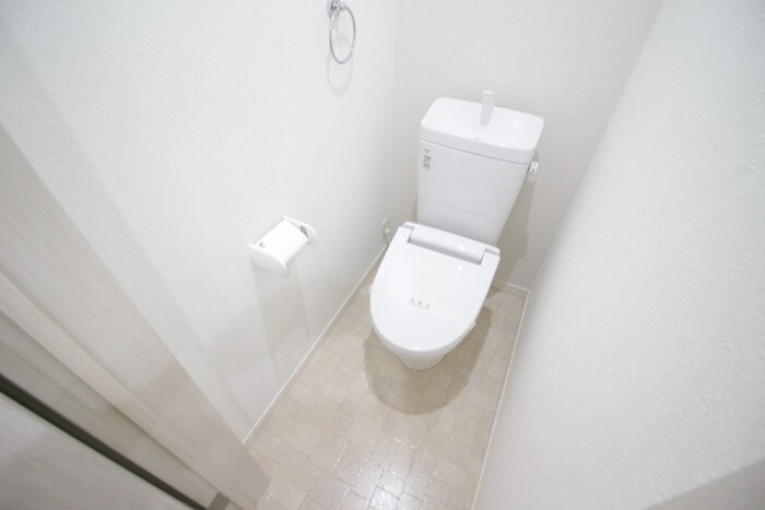 物件内観写真13　(トイレ)