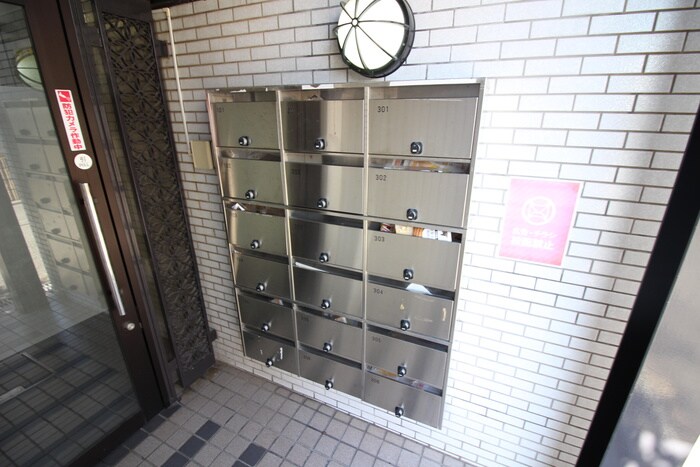 物件外観写真4　(建物設備)