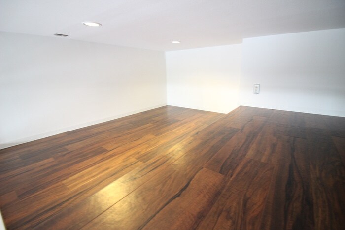 物件内観写真19　(居室)