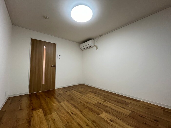 物件内観写真21　(居室)