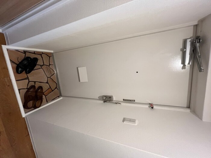 物件内観写真22　(玄関)