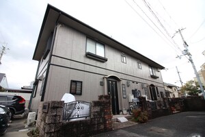 パインヒル上野西外観写真