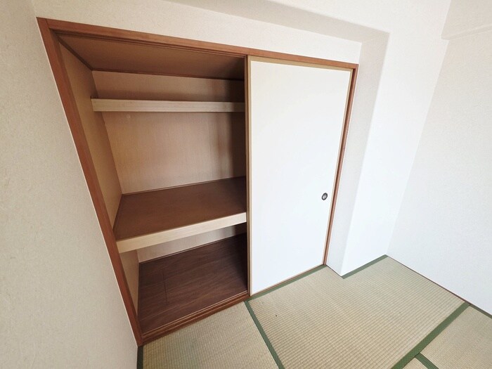 物件内観写真13　(収納)