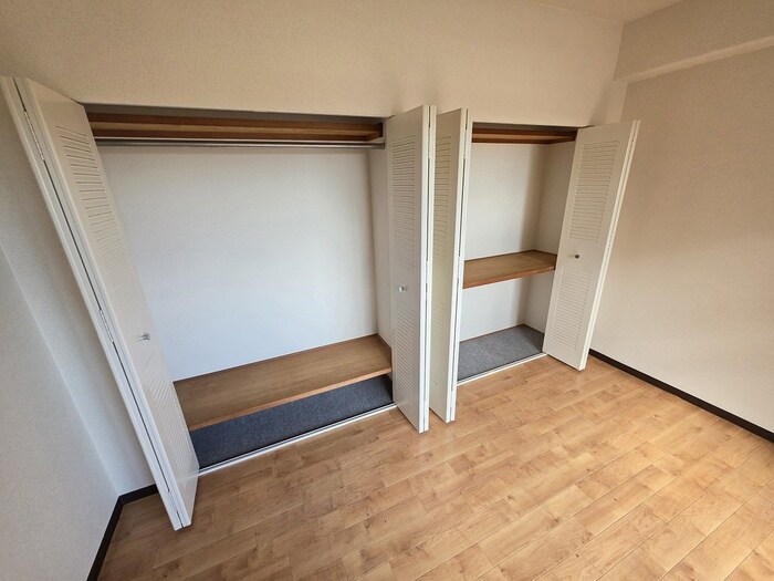 物件内観写真15　(収納)