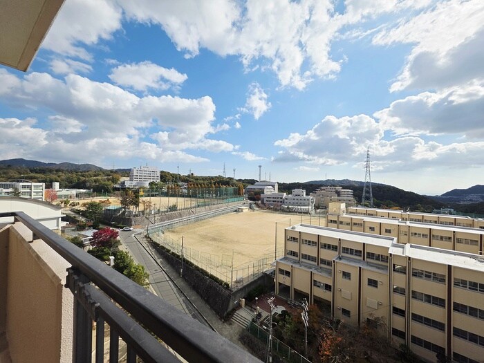 物件内観写真19　(室内からの展望)