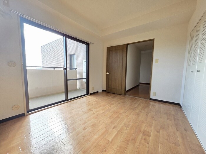 物件内観写真22　(居室)