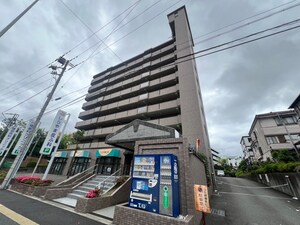 グレイスコ－ト千里山外観写真