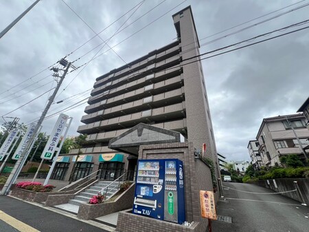 グレイスコ－ト千里山外観写真