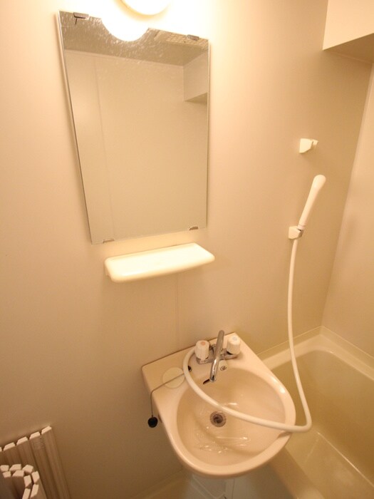 物件内観写真15　(洗面)