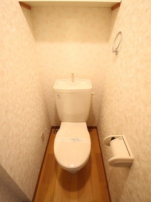 物件内観写真16　(トイレ)