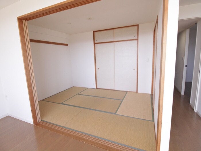 物件内観写真21　(居室)