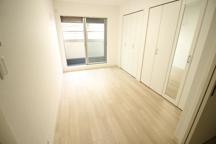 物件内観写真9　(居室)
