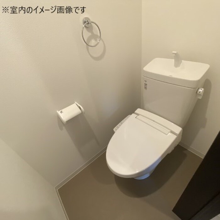物件内観写真12　(トイレ)