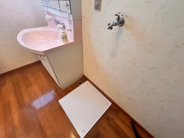 物件内観写真20　(洗濯機置場)