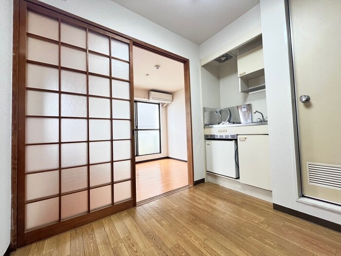 物件内観写真12　(居室)