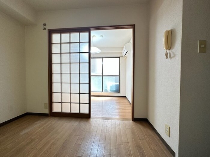 物件内観写真15　(居室)