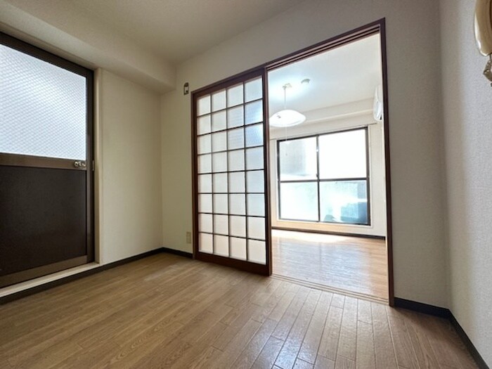 物件内観写真16　(居室)