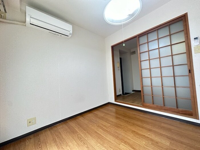 物件内観写真19　(居室)