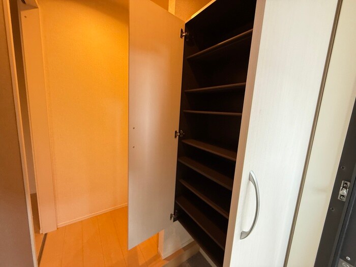 物件内観写真16　(靴箱)