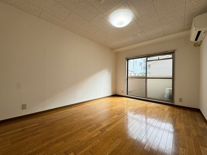 物件内観写真5　(居室)