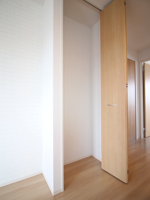 物件内観写真18　(収納)